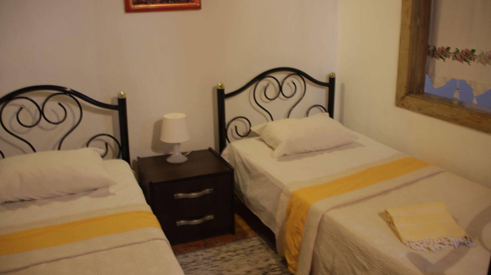 Ayfada Cafe & Pension Ayvalı Esterno foto